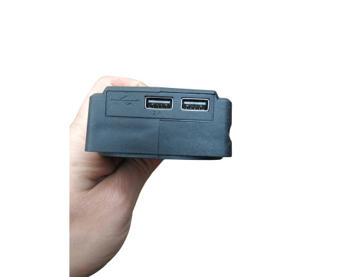 Портативний адаптер для акумуляторів Макіта (2 USB 1А/2А, LED діод, індик. заряду)